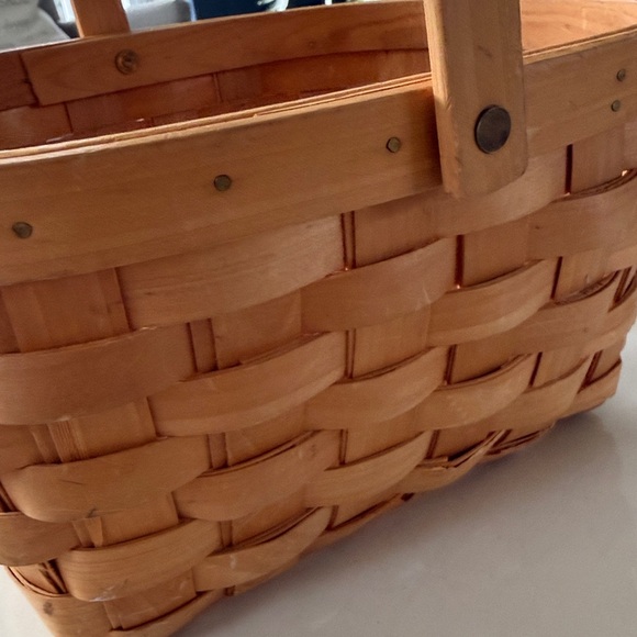 Vintage Handcrafted Woven Basket with Handle - Picture 6 of 9